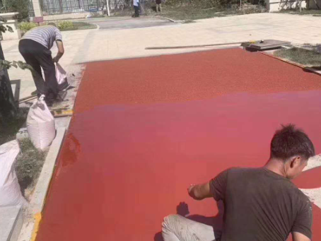 宁河 篮球场翻新的地面工